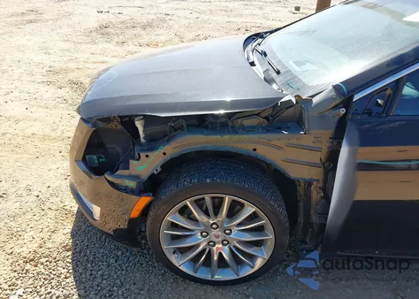 2013 Cadillac Xts Platinum z USA, uszkodzony, nr VIN 2G61U5S36D9181939